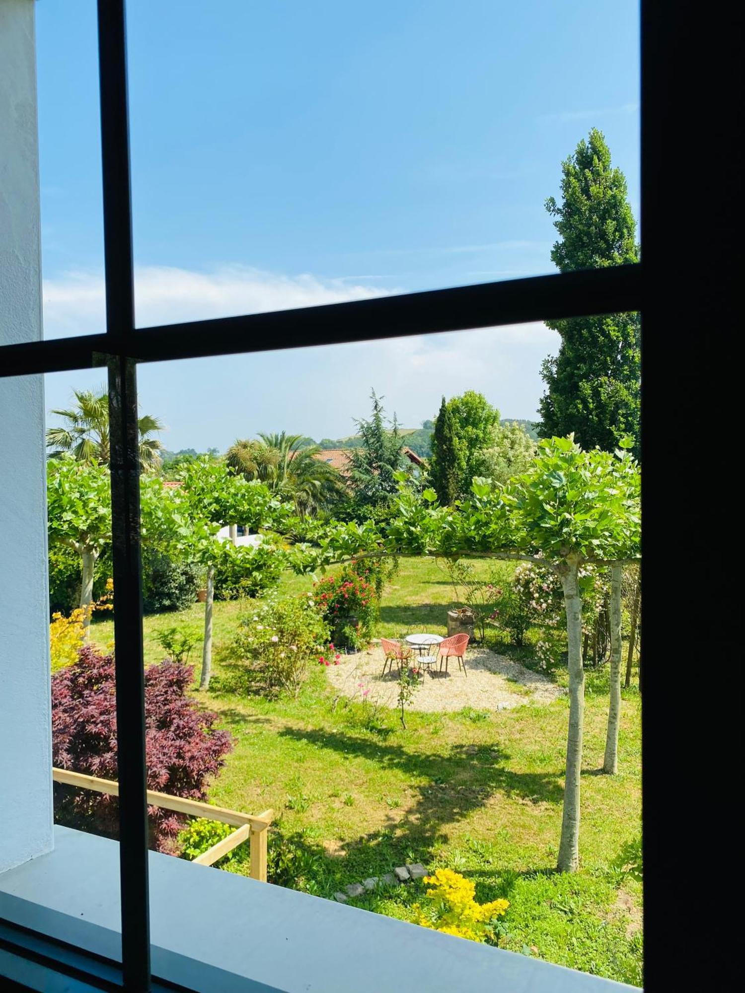 Appartamento La Bastide De Guiche Entre Ocean Et Montagnes Esterno foto